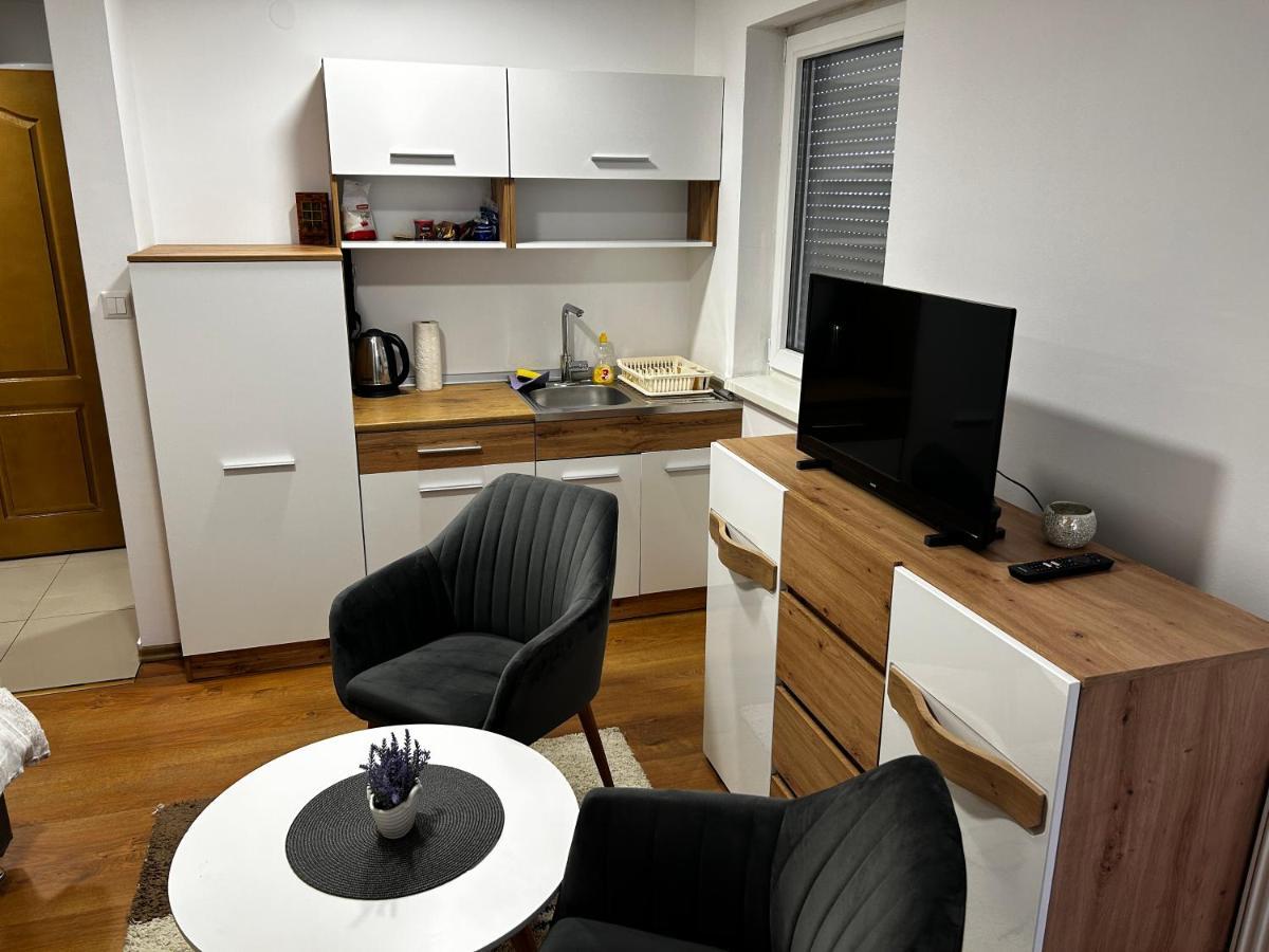 Apartmani Venci Travnik Buitenkant foto